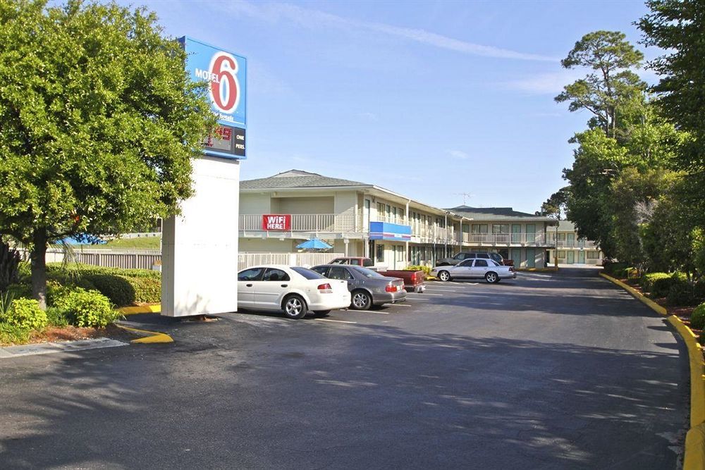 West Ashley Inn Charleston Kültér fotó